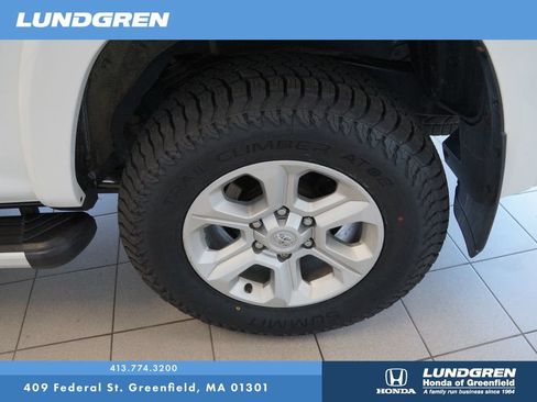 Used 2023 Toyota 4Runner SR5 Premium w/ Moonroof Package AWD/4WD image 30