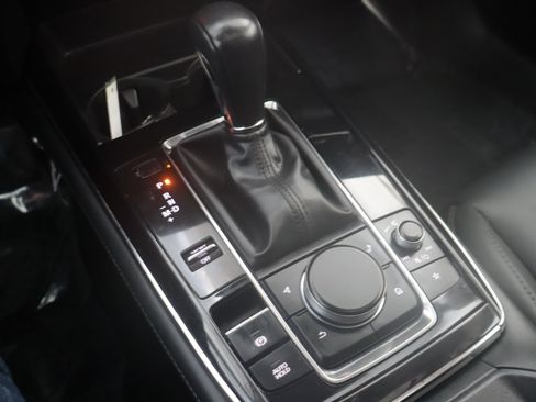 Used 2023 Toyota Camry LE image 18