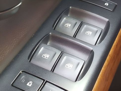 Used 2019 Chevrolet Silverado 3500 High Country w/ Duramax Plus Package image 31