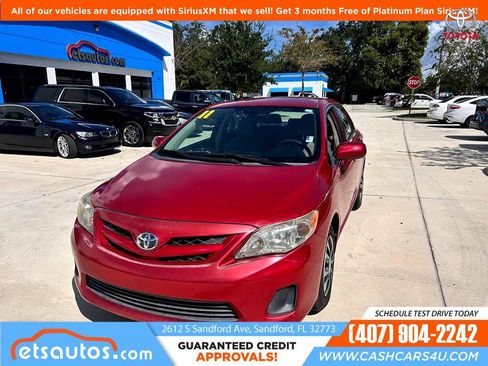 Used 2011 Toyota Corolla LE image 1