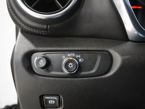 Used 2021 Chevrolet Blazer LT image 17