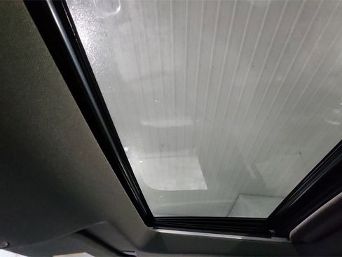 Used 2019 GMC Sierra 1500 SLT image 26