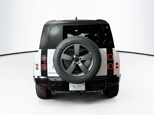 New 2026 Land Rover Defender 110 X-Dynamic SE AWD/4WD image 6