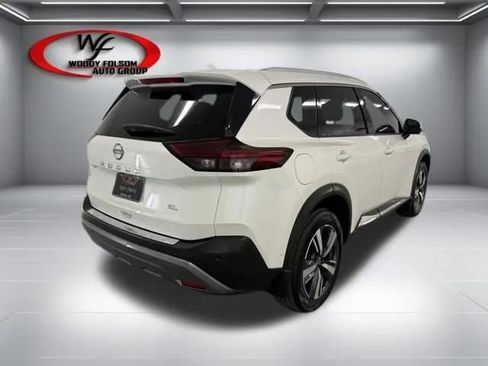 Used 2023 Nissan Rogue SL w/ SL Premium Package FWD image 6