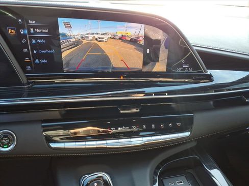 Used 2021 Cadillac Escalade ESV Sport w/ Driver Assist Tech Package image 24