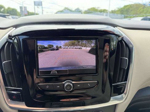 Used 2023 Chevrolet Traverse LS w/ Safety Package FWD image 27