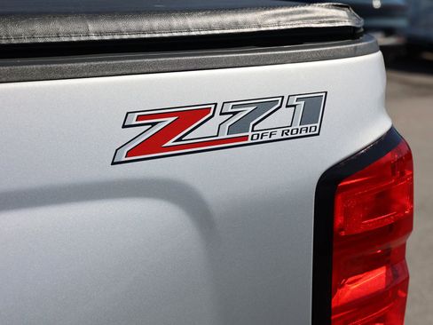 Used 2017 Chevrolet Silverado 1500 LT w/ All Star Edition image 12