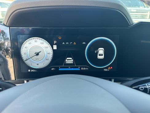 New 2025 Hyundai Elantra SEL image 27