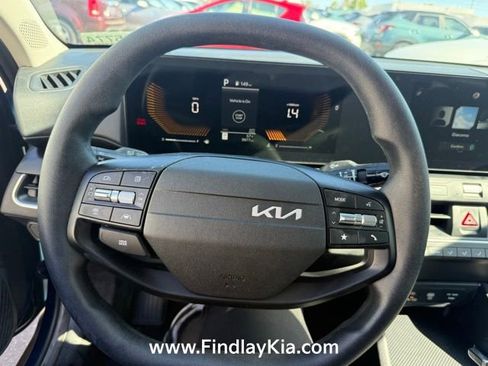 Certified 2025 Kia K4 LXS image 7