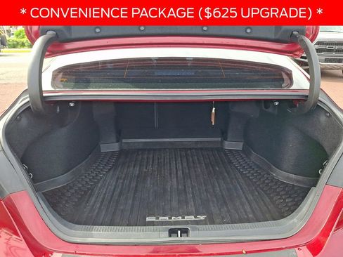 Used 2018 Toyota Camry SE w/ Moonroof Package FWD image 28