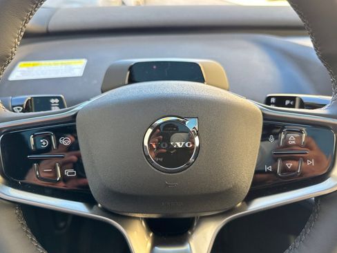 New 2025 Volvo EX30 Plus w/ Protection Package Premier image 26