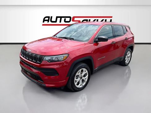 Used 2025 Jeep Compass Sport AWD/4WD image 3