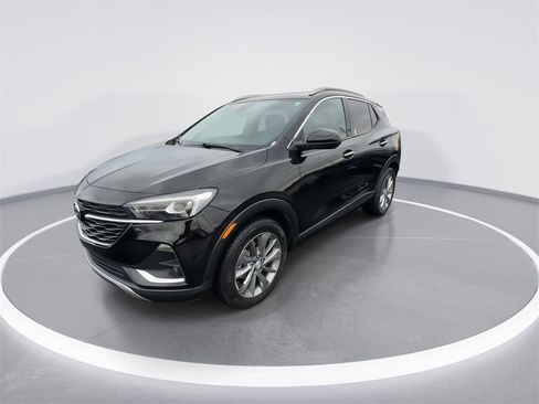 Used 2022 Buick Encore GX Essence w/ Experience Buick Package image 4