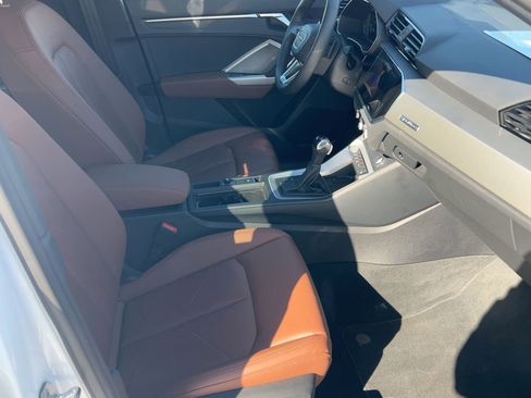 Certified 2025 Audi Q3 2.0T Premium w/ Convenience Package image 28