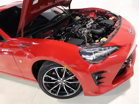 Used 2020 Toyota 86 RWD image 58