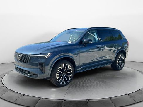 New 2026 Volvo XC90 T8 Ultra w/ Protection Package Premier AWD/4WD image 3