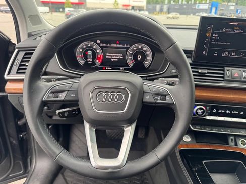 Used 2021 Audi Q5 Prestige AWD/4WD image 14