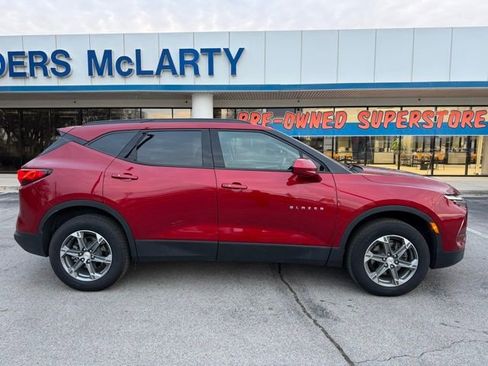 Used 2024 Chevrolet Blazer LT w/ Convenience Package image 3