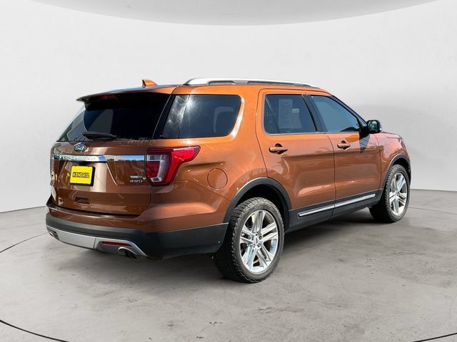 Used 2017 Ford Explorer XLT w/ Equipment Group 201A AWD/4WD image 5