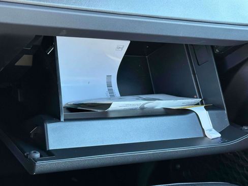 Used 2025 Ford Bronco Badlands w/ Sasquatch Package image 26