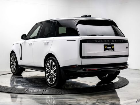 Used 2023 Land Rover Range Rover SE AWD/4WD image 11
