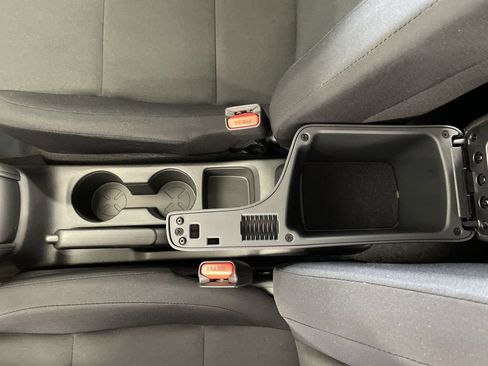 Used 2025 Nissan Kicks Play S FWD image 22