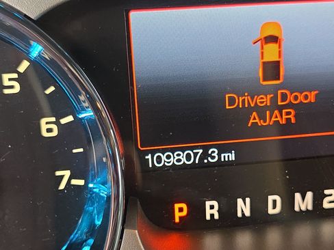 Used 2013 Ford F150 Platinum image 14