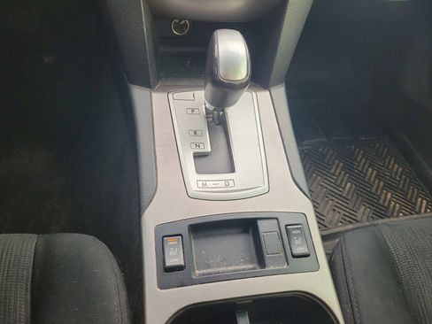 Used 2013 Subaru Outback 2.5i Premium w/ Popular Pkg 1B image 24