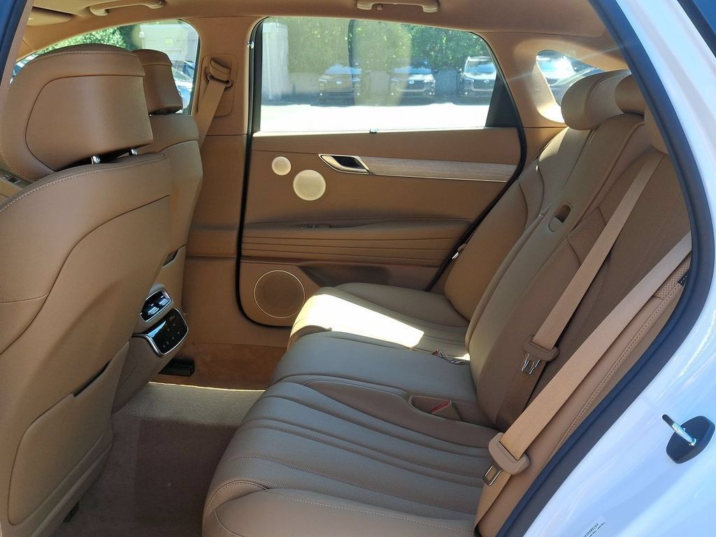 New 2027 Genesis G80 2.5T Advanced AWD/4WD image 13
