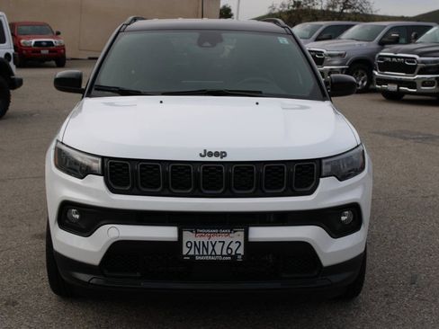 Used 2024 Jeep Compass Latitude w/ Altitude Special Edition image 2
