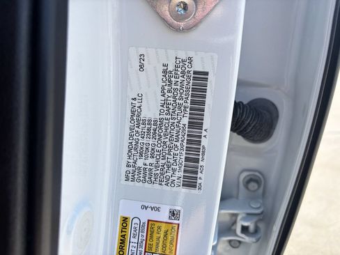 Certified 2023 Honda Accord EX image 31