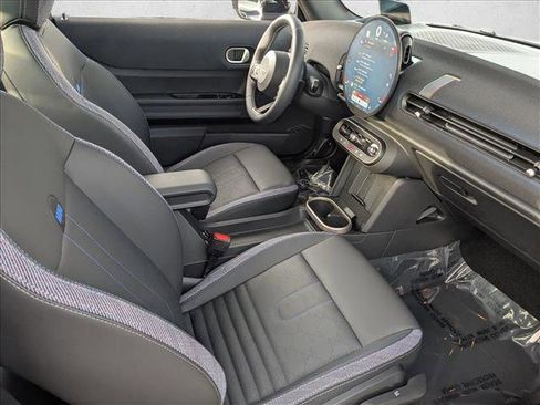 Certified 2025 MINI Cooper S image 20