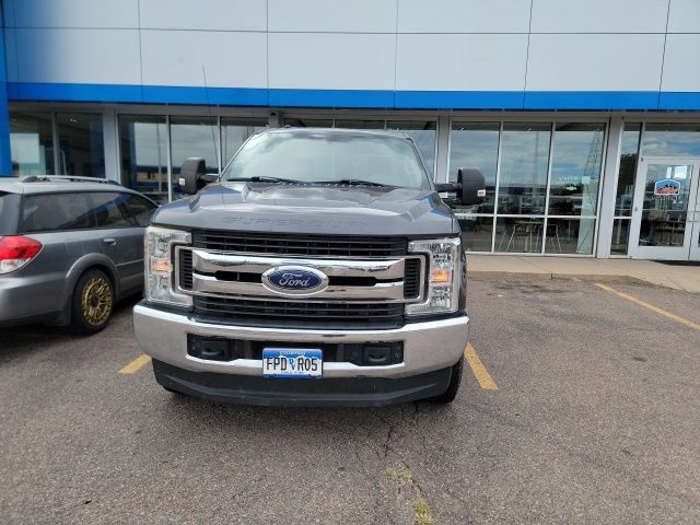 Used 2019 Ford F250 XLT AWD/4WD image 2