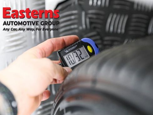 Used 2024 Toyota Camry SE image 26