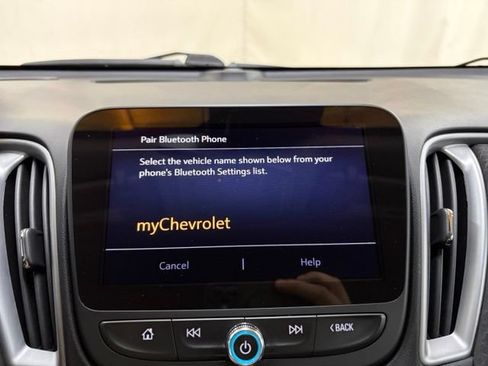 Used 2023 Chevrolet Malibu LT FWD image 38