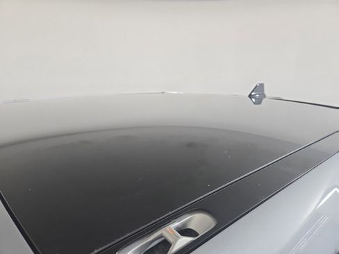 Used 2022 Rivian R1T Launch Edition image 13