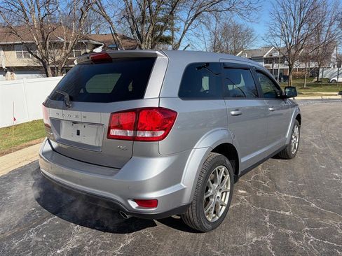 Used 2015 Dodge Journey R/T w/ Flexible Seating Group image 7