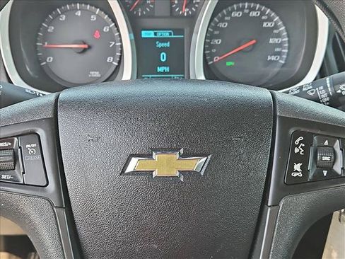 Used 2017 Chevrolet Equinox LS AWD/4WD image 9