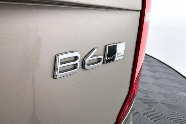 Used 2023 Volvo XC90 B6 Plus AWD/4WD image 15