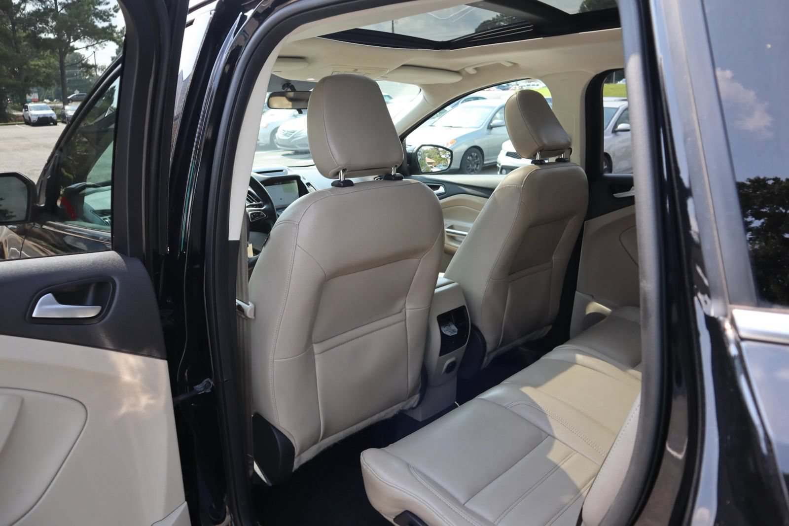 Used 2018 Ford Escape SEL AWD/4WD image 11