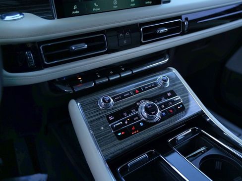 Used 2020 Lincoln Aviator Black Label w/ Dynamic Handling Package image 14