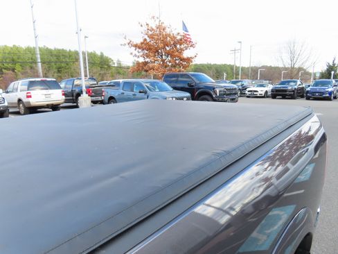 Used 2014 RAM 1500 Laramie w/ Convenience Group image 11