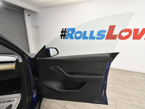 Used 2020 Tesla Model Y Performance AWD/4WD image 21
