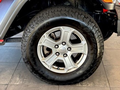 Used 2019 Jeep Wrangler Unlimited Sport S image 34