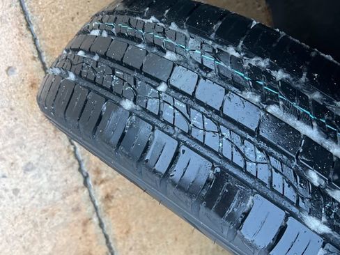 Used 2021 Toyota Venza XLE w/ Softex Package image 35