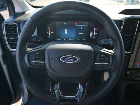 Used 2024 Ford Ranger XLT image 19