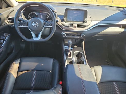 Used 2025 Nissan Altima 2.5 SR image 15