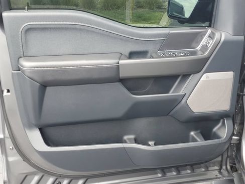 Used 2024 Ford F150 Lariat AWD/4WD image 6