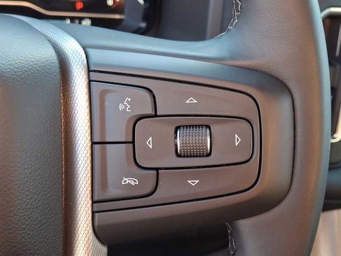 Used 2024 GMC Yukon Denali image 25