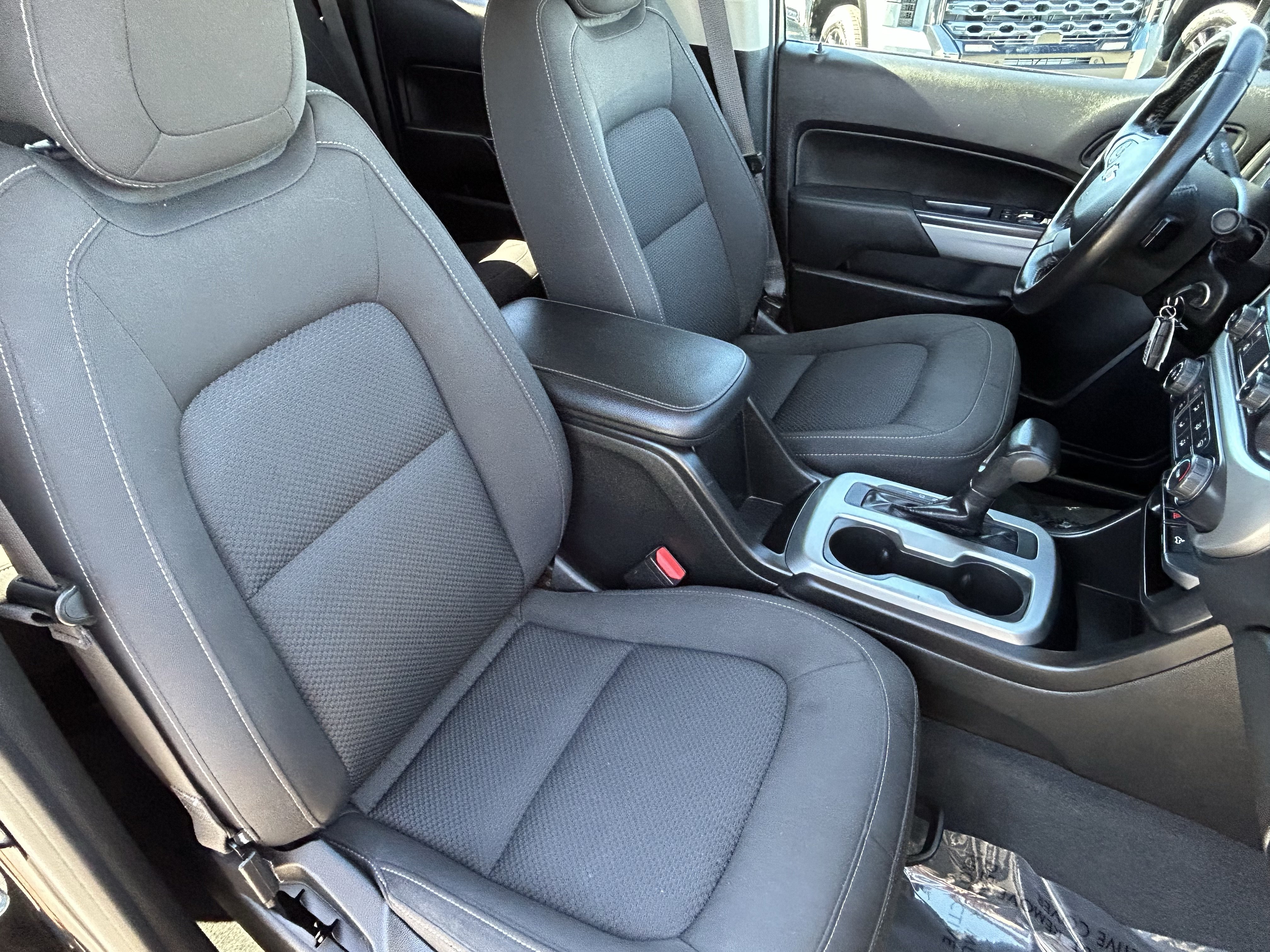 Used 2021 Chevrolet Colorado LT RWD image 11